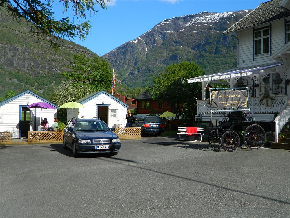 Couette-café Eidfjord Gjestgiveri 3*