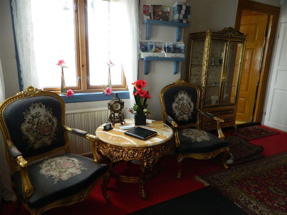 Eidfjord Gjestgiveri Couette-café 3*